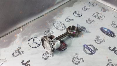 Лот: 23596522. Фото: 1. Поршень с шатуном Mitsubishi Airtrek... Двигатель и элементы двигателя