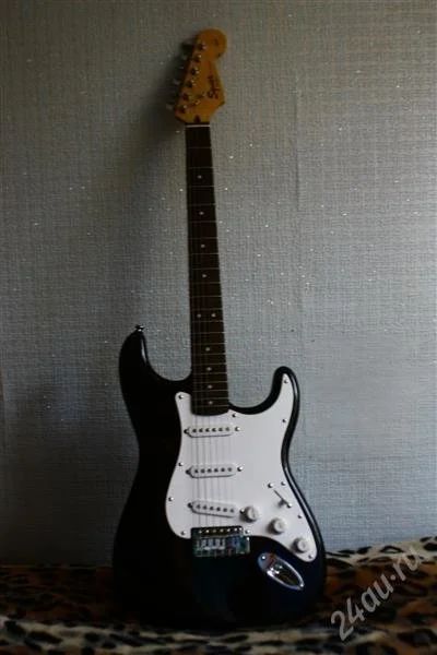 Лот: 1257714. Фото: 1. Гитара Fender squier strat. Гитары