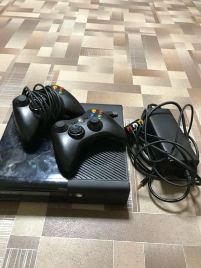 Лот: 9645025. Фото: 1. Xbox 360 E Model 1538 (2269). Игровые приставки, консоли