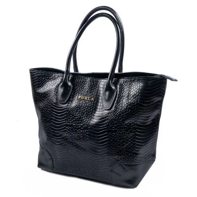 Лот: 6741823. Фото: 1. Сумка FURLA черная, кожа крокодил. Сумки