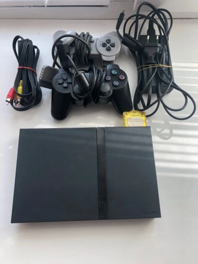 Лот: 15931889. Фото: 1. Sony PlayStation 2 не читает диски. Игровые приставки, консоли