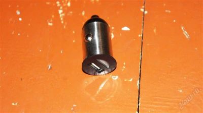 Лот: 2293490. Фото: 1. Авто USB зарядка. Зарядные устройства, блоки питания, адаптеры сетевые для смартфонов
