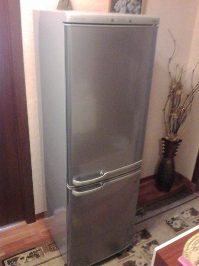 Лот: 3133005. Фото: 1. Холодильник Samsung RL-28 FBSI. Холодильники, морозильные камеры