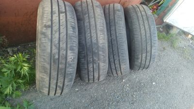 Лот: 17921888. Фото: 1. Шины 215 65 16 kumho es01 лето. Шины