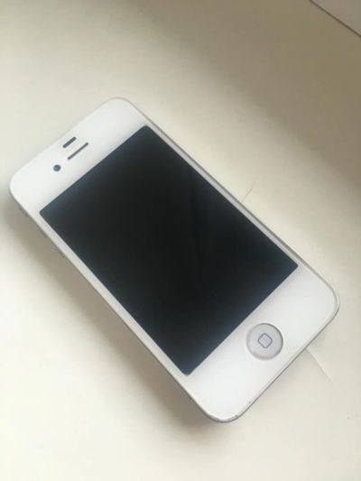 Лот: 7583585. Фото: 1. Iphone 4. Смартфоны