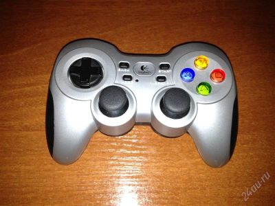Лот: 1690007. Фото: 1. Logitech Wireless Gamepad F710. Рули, джойстики