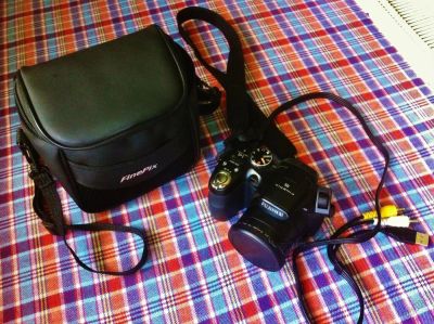 Лот: 5544325. Фото: 1. Фотоаппарат цифровой Fujifilm... Цифровые компактные
