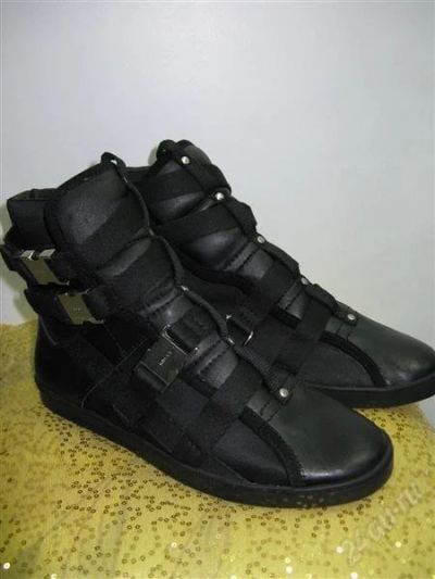 Лот: 1291728. Фото: 1. gucci. Другое (мужская обувь)