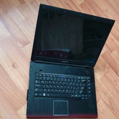 Лот: 12829936. Фото: 1. Ноутбук Samsung R560. Ноутбуки