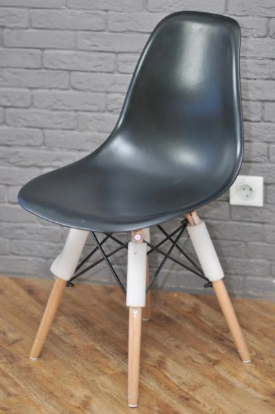 Лот: 7108237. Фото: 1. Новый дизайнерский стул Eames... Столы, стулья, обеденные группы