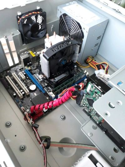 Лот: 11858286. Фото: 1. Мат Плата asrock h55m-le soc1156... Материнские платы
