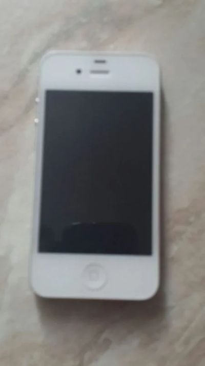Лот: 4277797. Фото: 1. Apple iPhone 4. Смартфоны