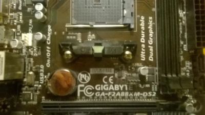 Лот: 10162389. Фото: 1. Материнская плата Gigabyte GA-F2A88XM-DS2. Материнские платы
