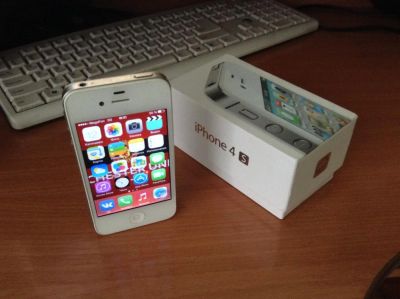 Лот: 4495121. Фото: 1. Iphone 4S 16gb Продам или обменяю... Смартфоны