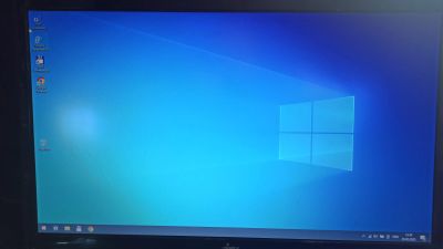 Лот: 25059702. Фото: 1. Ноутбук iRu w270hu Intel i3. Ноутбуки