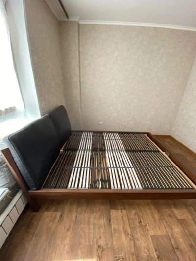 Лот: 18952683. Фото: 1. кровать двуспальная IKEA, 160... Кровати