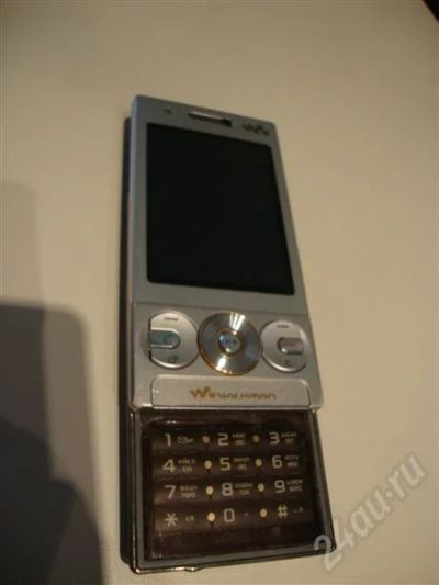 Лот: 572254. Фото: 1. Sony Ericsson W705. Кнопочные мобильные телефоны