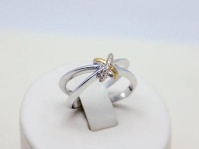 Лот: 12321477. Фото: 1. СЕРЕБРЯНОЕ КОЛЬЦО СО ВСТАВКАМИ... Кольца, перстни