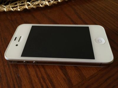 Лот: 3890244. Фото: 1. Iphone 4 8gb. Смартфоны