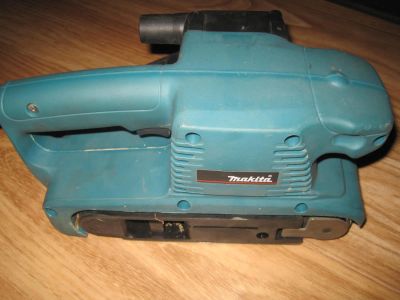 Лот: 9994123. Фото: 1. шлиф машина makita 9910. Электроинструмент