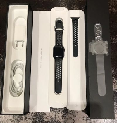 Лот: 17053859. Фото: 1. Apple Watch 3 Nike+ SpaceGray... Смарт-часы, фитнес-браслеты, аксессуары