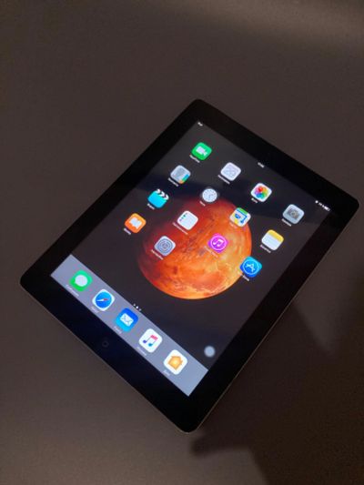 Лот: 24422133. Фото: 1. iPad 4 16Gb оригинал. Планшеты