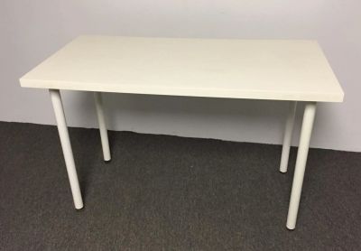Лот: 10912767. Фото: 1. Стол IKEA 601.170.21 (столешница... Компьютерные и письменные столы