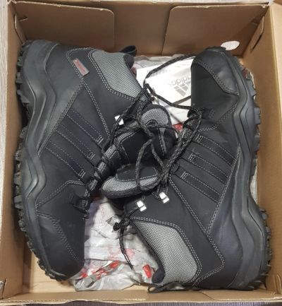 Лот: 16869744. Фото: 1. Ботинки adidas winter hiker II... Ботинки, полуботинки