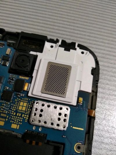 Лот: 13909134. Фото: 1. Музыкальный динамик Samsung GT-I9082. Динамики, микрофоны