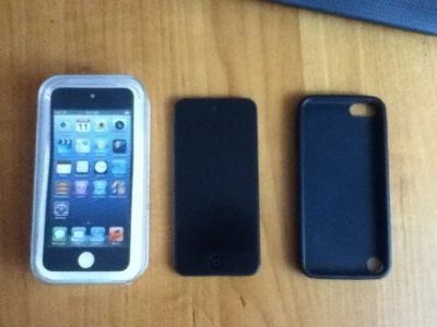Лот: 4605254. Фото: 1. iPOD Touch 5 32GB Black. Плееры