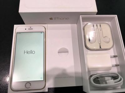 Лот: 10652515. Фото: 1. iPhone 6 на 64Gb Gold Б/у. Смартфоны