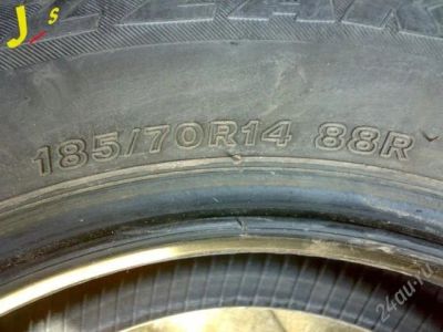 Лот: 2116335. Фото: 1. Шина BRIDGESTONE BLIZZAK WS60... Шины