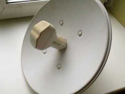 Лот: 12130584. Фото: 1. Ubiquiti NanoBridge M5 радиомост. Маршрутизаторы (роутеры)