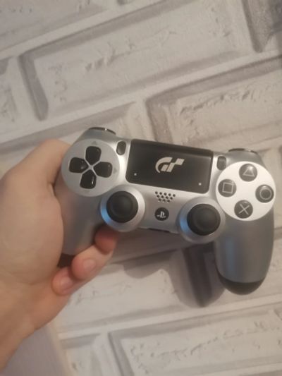 Лот: 18413079. Фото: 1. Оригинал dualshock 4 v2 лимит. Аксессуары для игровых приставок, консолей, геймпады