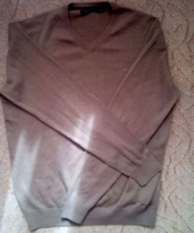 Лот: 5413533. Фото: 1. Кофта Rezerved. Размер М. Свитеры, толстовки, худи