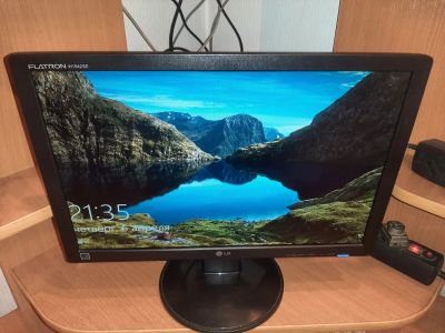 Лот: 20220338. Фото: 1. Монитор LG Flatron W1942SE, 1440x900... ЖК-мониторы