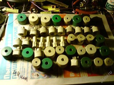 Лот: 1572097. Фото: 1. кучка ручек на переменные резисторы... Корпуса, элементы оформления
