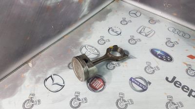 Лот: 23583381. Фото: 1. Шатун Mitsubishi Outlander 4B12... Двигатель и элементы двигателя