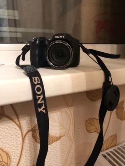 Лот: 13236955. Фото: 1. Sony Cyber-shot DSC-H100. Цифровые компактные