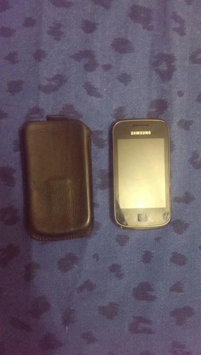 Лот: 3735134. Фото: 1. Samsung galaxy Gio. Смартфоны