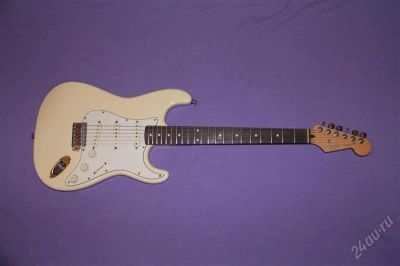 Лот: 1253019. Фото: 1. Fender Stratocaster Made in Japan. Гитары