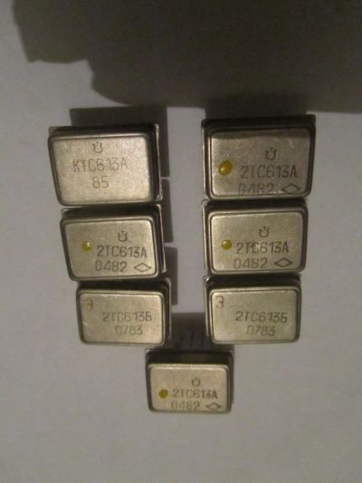 Лот: 7190519. Фото: 1. Микросхемы КТС613А 2ТС613А Б из... Микросхемы