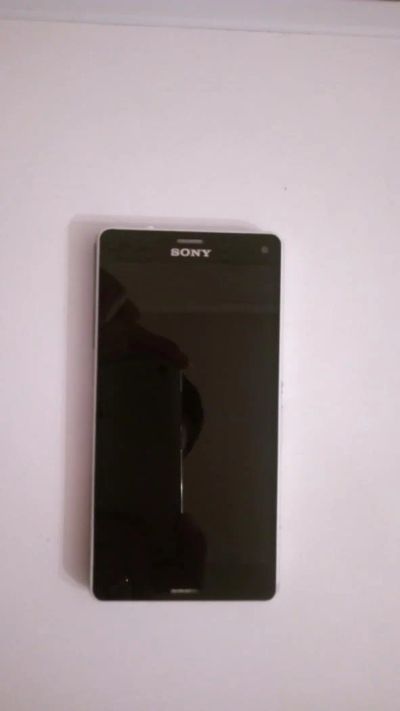 Лот: 8408313. Фото: 1. Sony Xperia Z3 Compact. Смартфоны