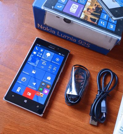 Лот: 20519958. Фото: 1. Смартфон Nokia Lumia 925 / 16gb... Смартфоны