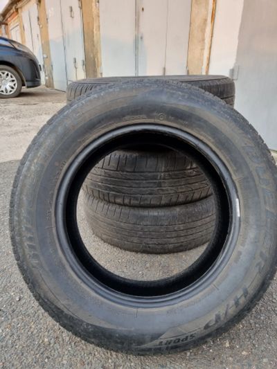 Лот: 20516248. Фото: 1. Bridgestone Dueler H/P Sport 215... Шины