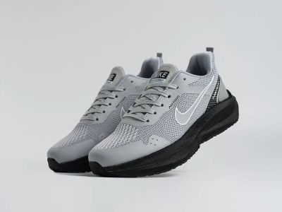 Лот: 25357729. Фото: 1. Кроссовки Nike. Кеды, кроссовки, слипоны