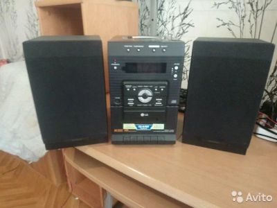 Лот: 11047815. Фото: 1. Музыкальный центр "LG" в отличном... Музыкальные центры, магнитолы