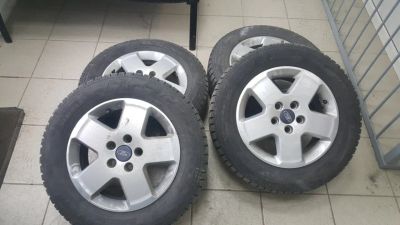 Лот: 11501348. Фото: 1. Диски форд R15+Резина Pirelli... Шины на дисках