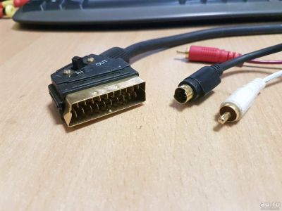 Лот: 10231776. Фото: 1. Кабель-переходник с RCA на SCART... Шнуры, кабели, разъёмы