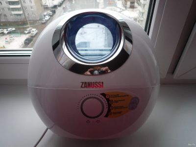 Лот: 15471040. Фото: 1. Увлажнитель воздуха Zanussi ZH... Увлажнители и мойки воздуха